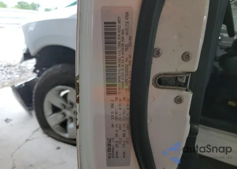 2019 Ram 1500 Classic Slt from USA, damaged, VIN 1C6RR6TT5KS602932